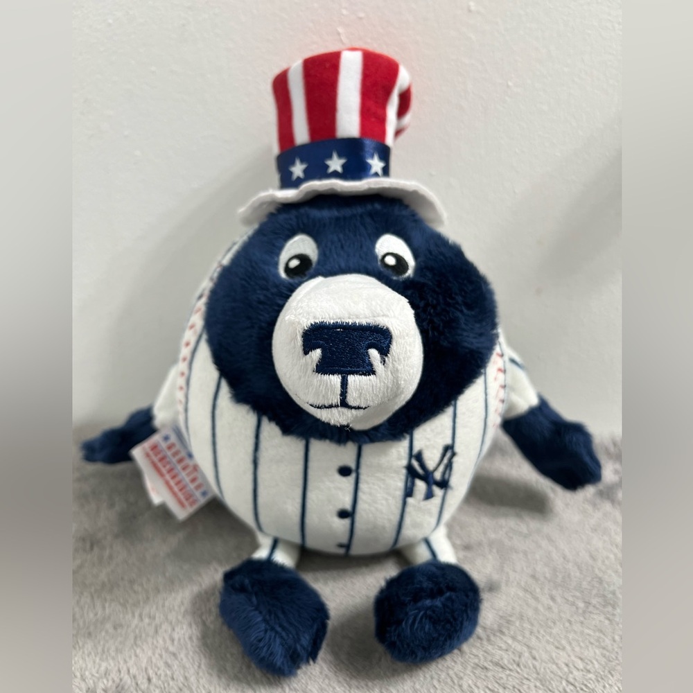 New York Yankees Orbiez Baseball Plush - Picture 9 of 10